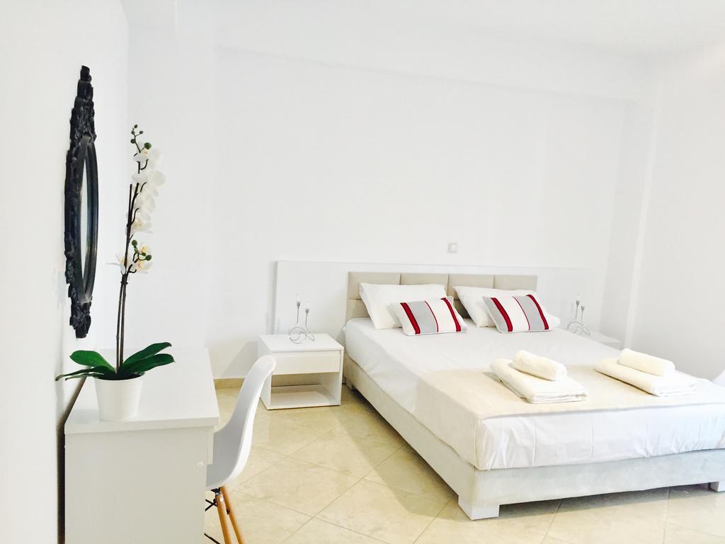 Sea And Sky Apartments Sarandë Exterior foto